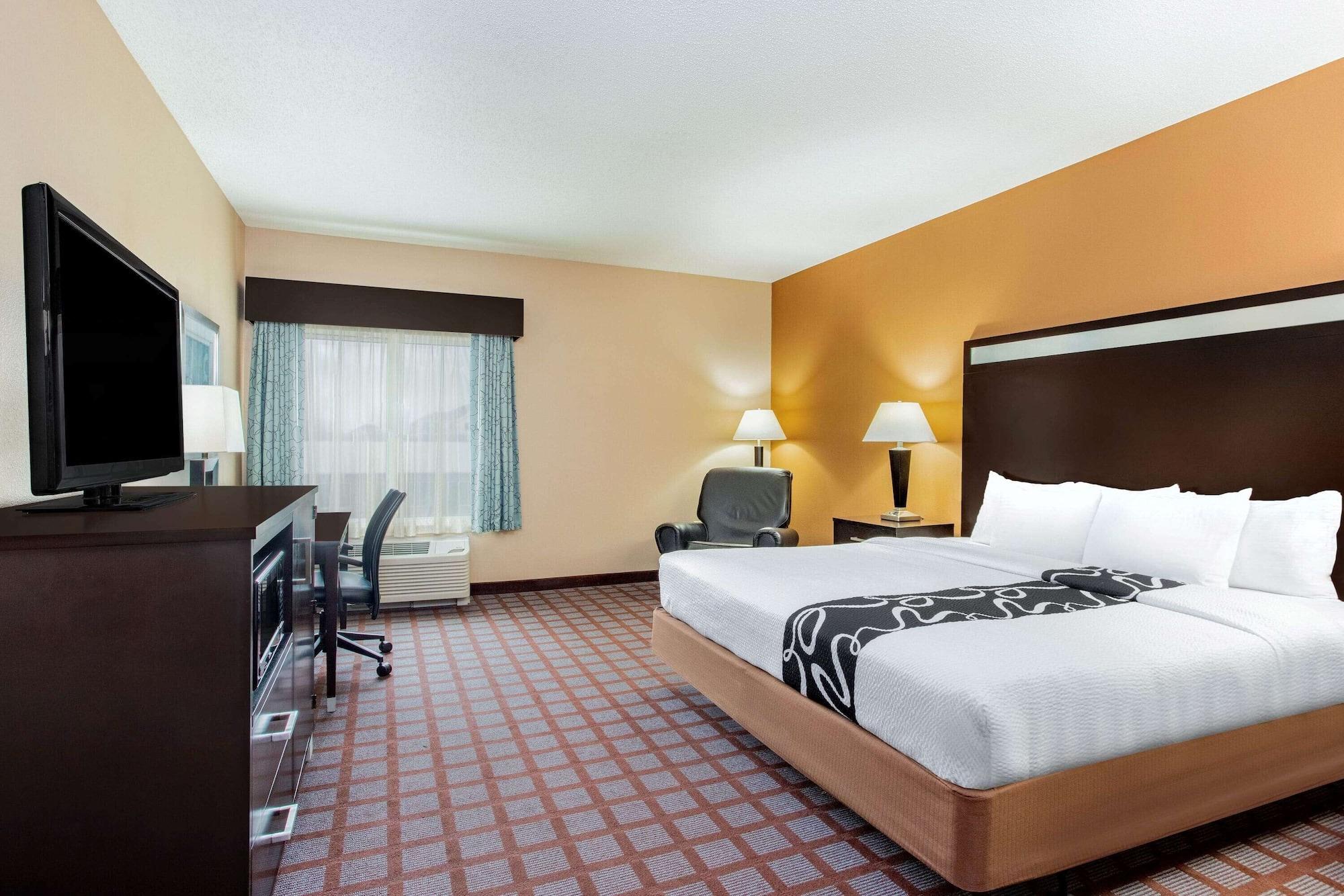 La Quinta By Wyndham Indianapolis Airport Plainfield Hotel Exterior photo