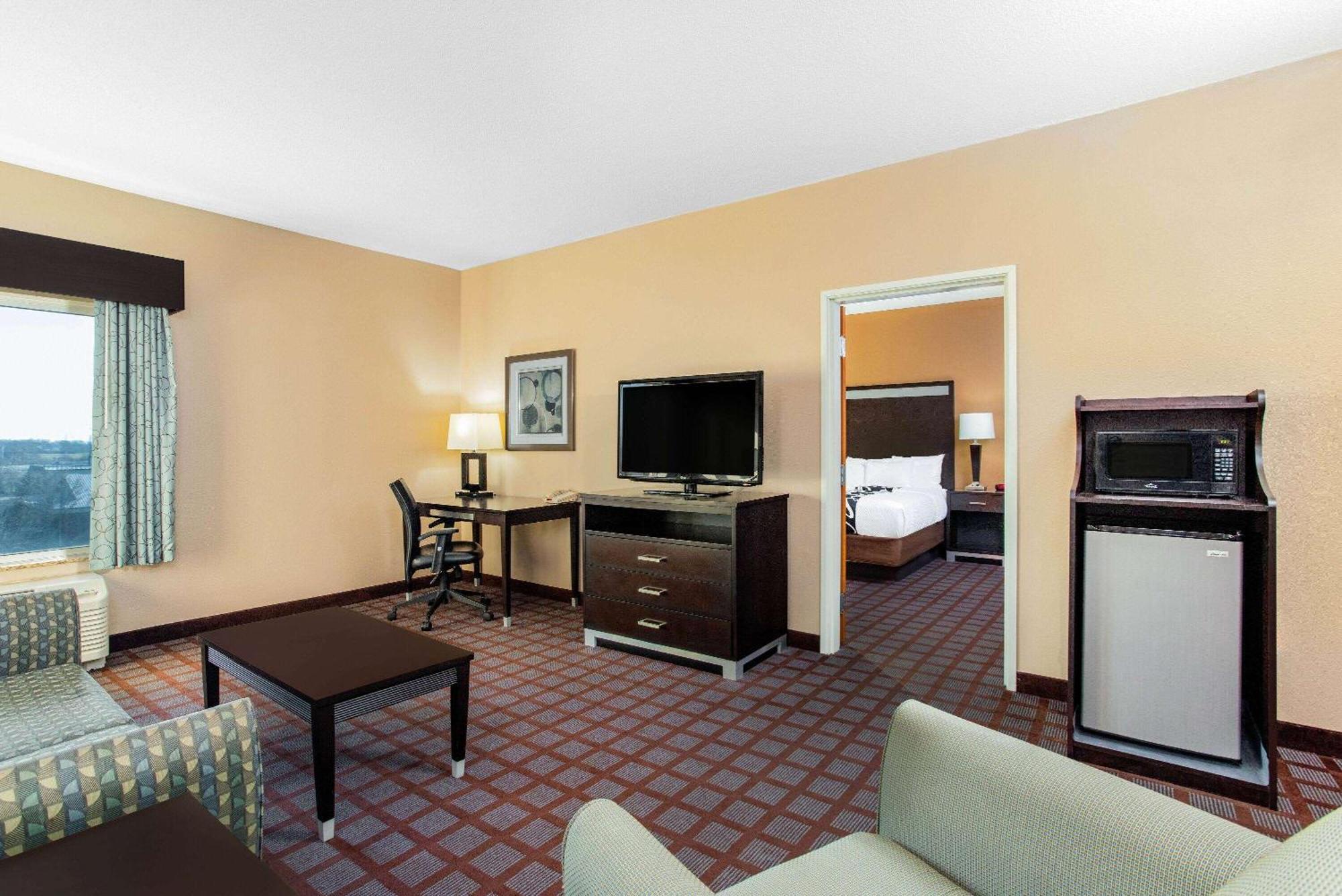 La Quinta By Wyndham Indianapolis Airport Plainfield Hotel Exterior photo