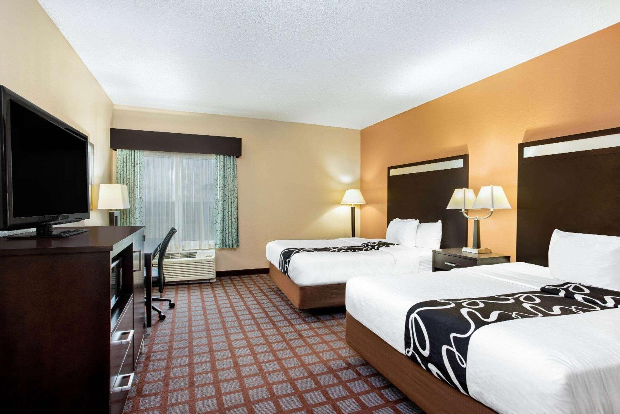 La Quinta By Wyndham Indianapolis Airport Plainfield Hotel Exterior photo