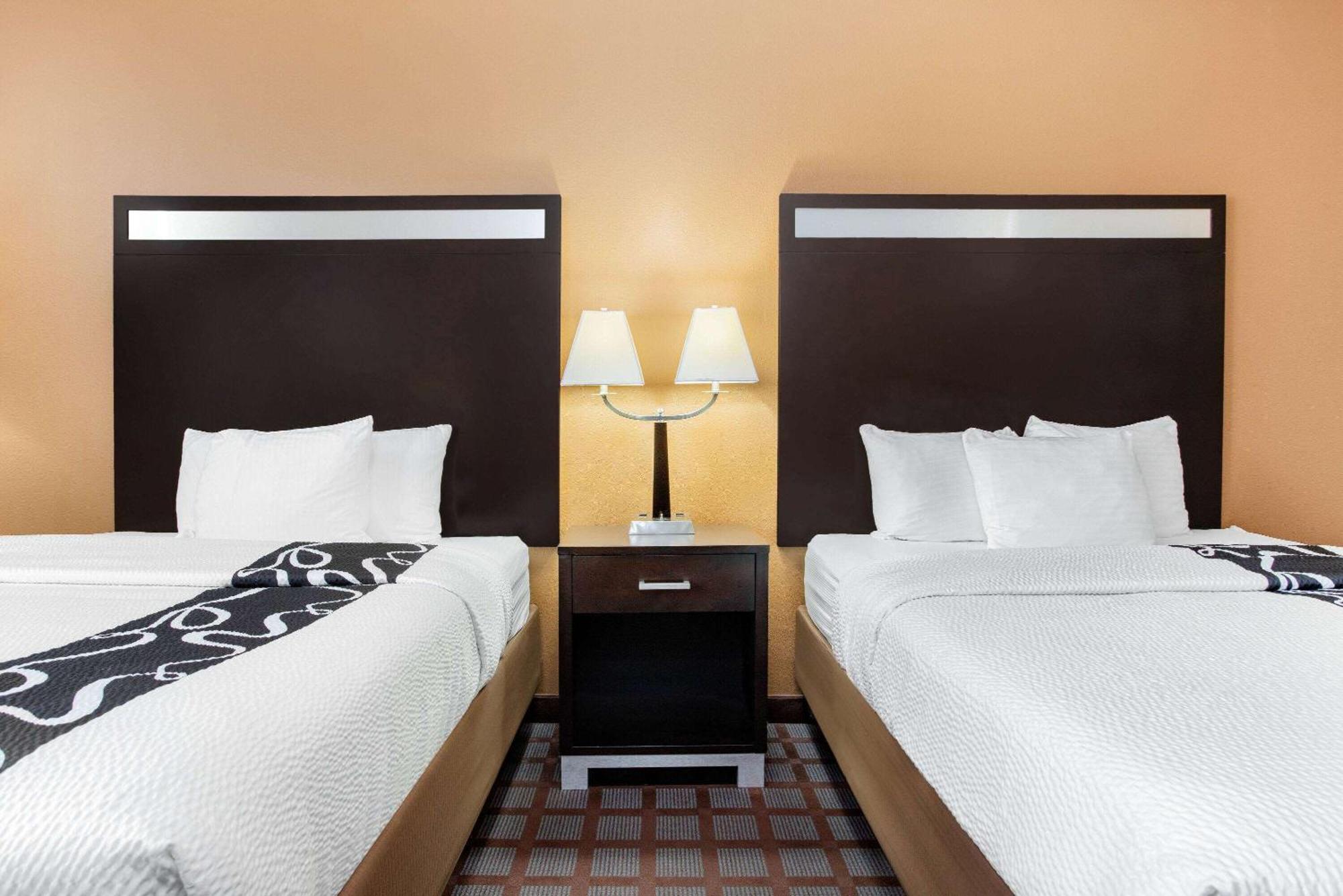 La Quinta By Wyndham Indianapolis Airport Plainfield Hotel Exterior photo