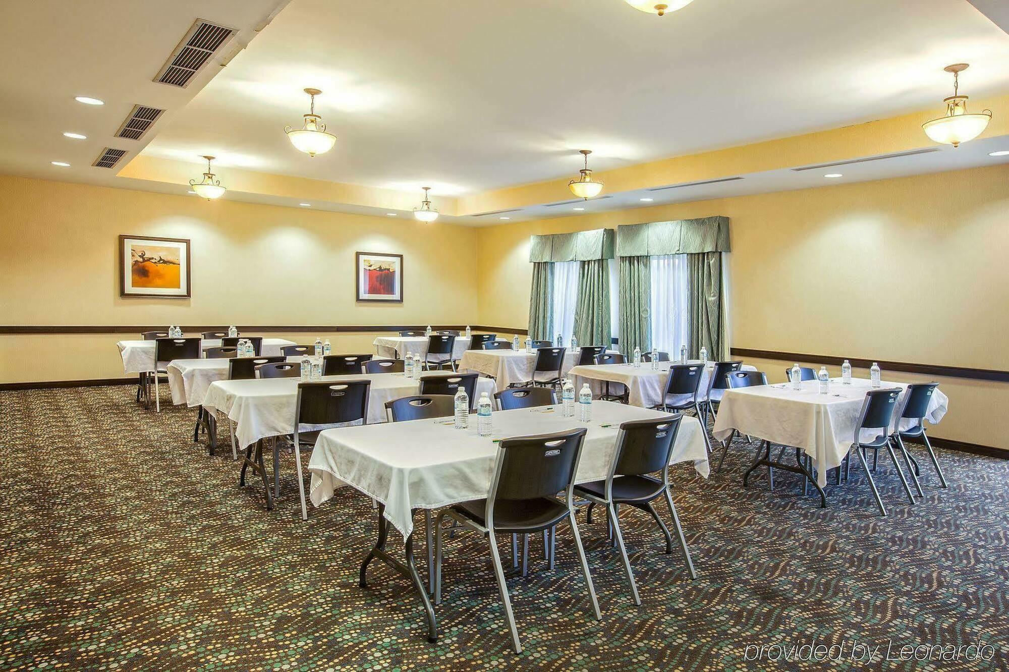 La Quinta By Wyndham Indianapolis Airport Plainfield Hotel Exterior photo