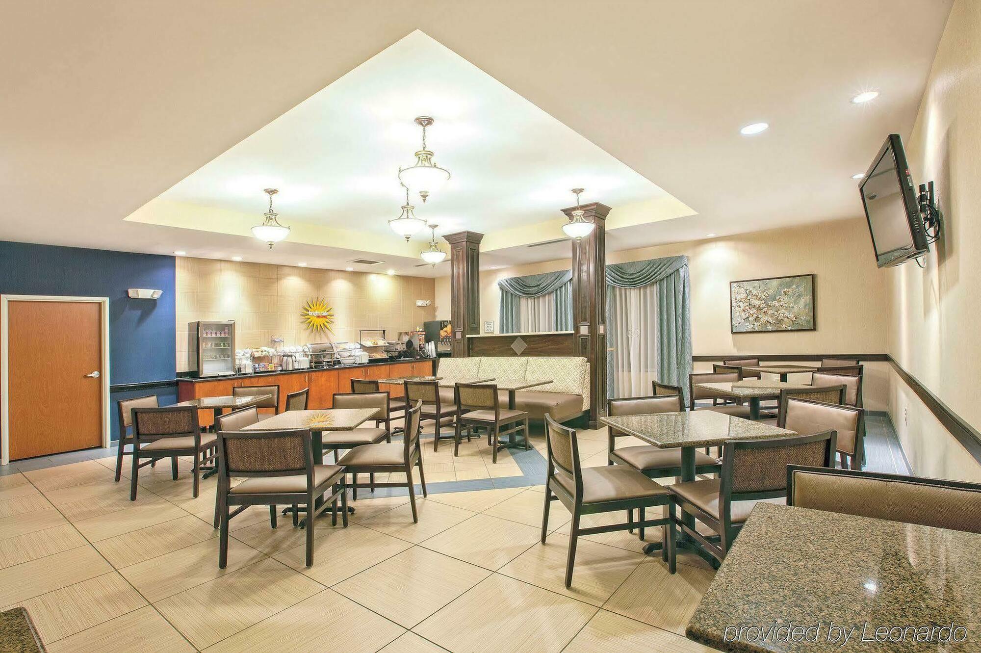 La Quinta By Wyndham Indianapolis Airport Plainfield Hotel Exterior photo